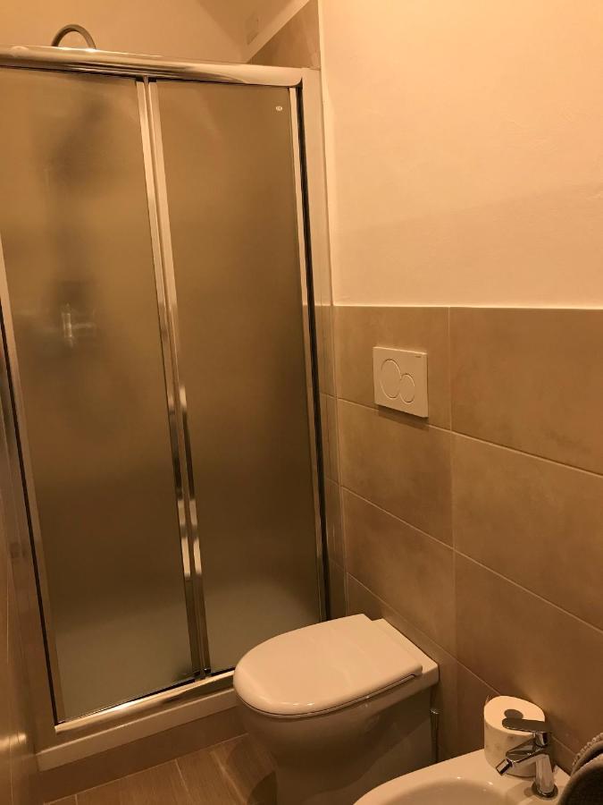 B&B Pellipario Urbino Bagian luar foto