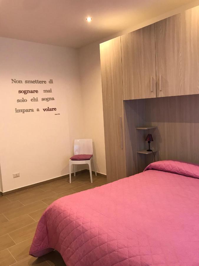 B&B Pellipario Urbino Bagian luar foto