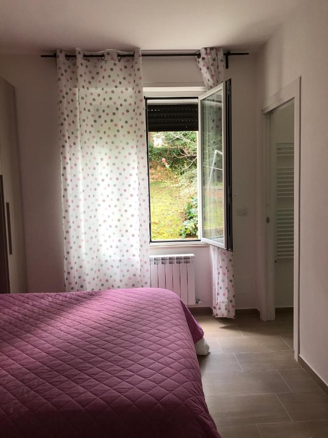 B&B Pellipario Urbino Bagian luar foto