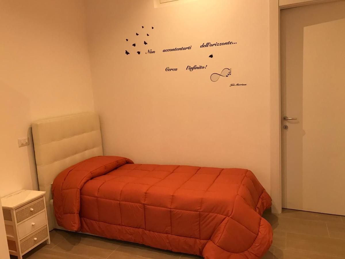B&B Pellipario Urbino Bagian luar foto
