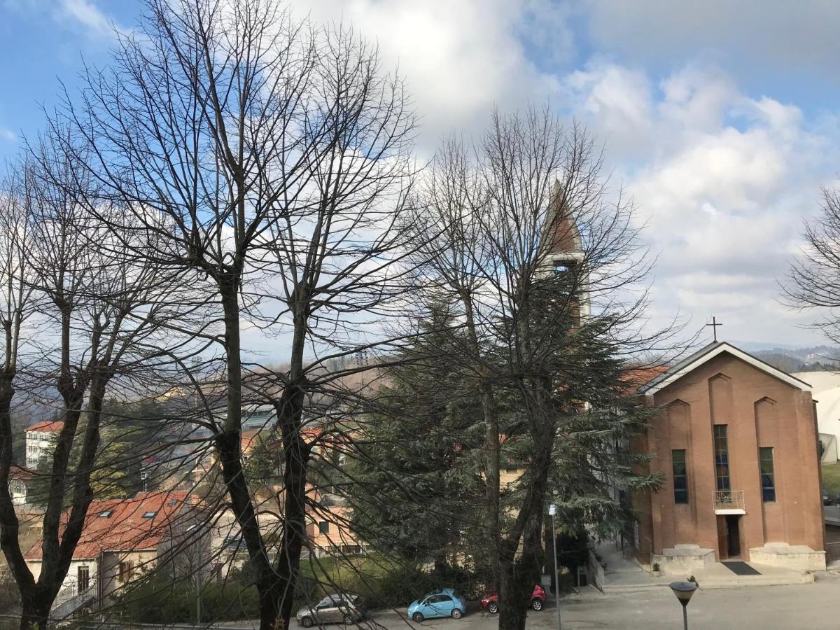 B&B Pellipario Urbino Bagian luar foto